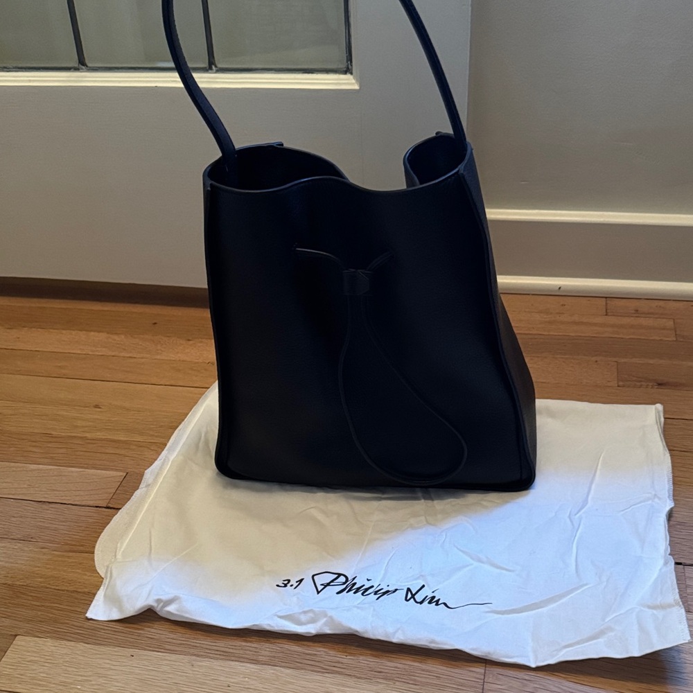 3.1 Phillip Lim Soliel Large Bucket Drawstring Black
